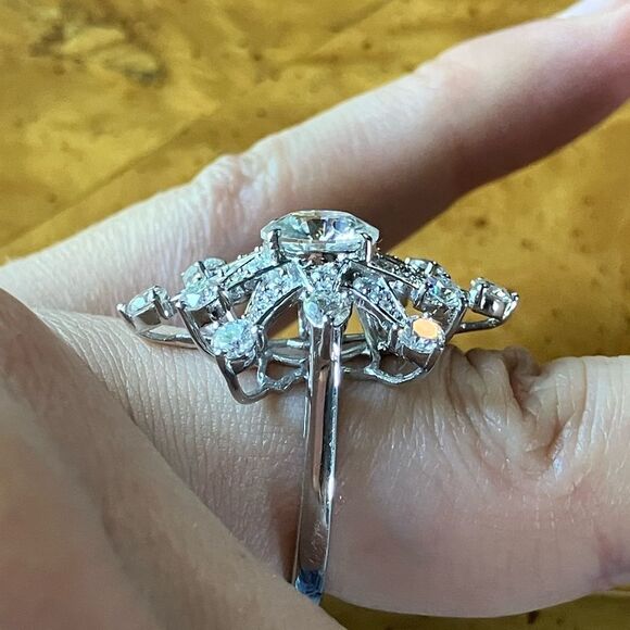 Genuine Moissanite Sterling Silver Cocktail Ring Size 6 - Picture 3 of 9
